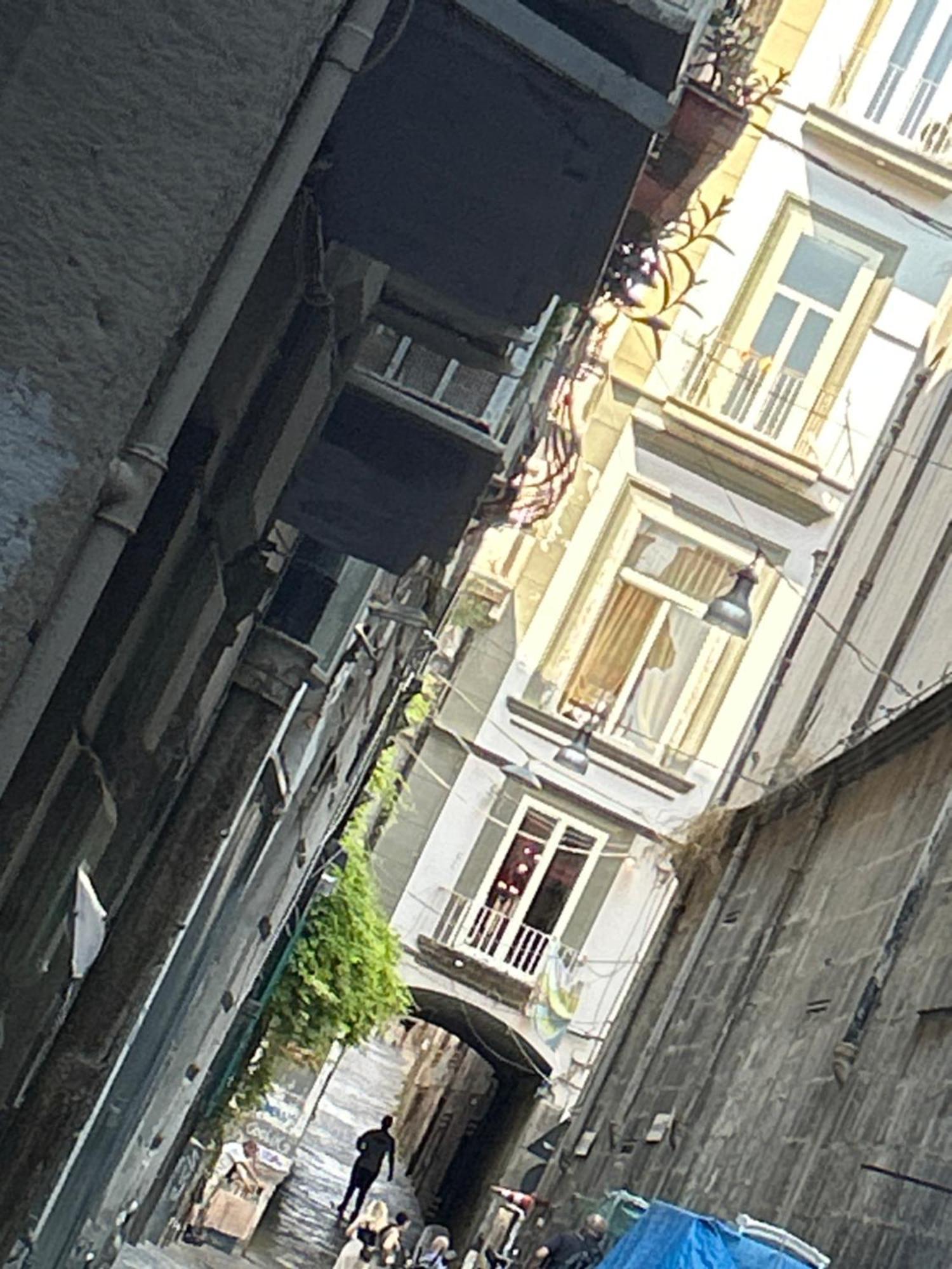 B&B Rifugio Partenopeo - Centro Storico Di Napoli Exteriör bild